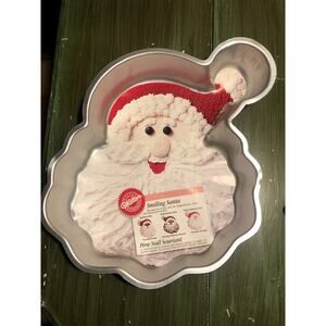 Wilton Enterprises Vintage NEW Smiling Santa Cake Pan